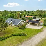 Emiljan - From The Sea By Interhome Сasa de vacaciones *