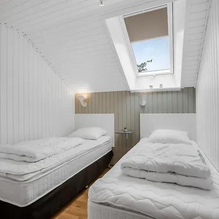 Emiljan - From The Sea By Interhome