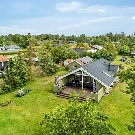 Feriehus Emiljan - From The Sea By Interhome Hals