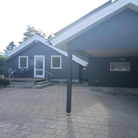 Semesterbostad Emiljan - From The Sea By Interhome Hals